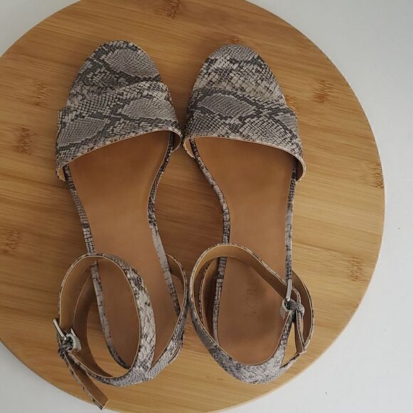 J. Crew Snake Print Square Heel Strappy Sandals Women's Shoe Size 8.5 - Picture 6 of 10